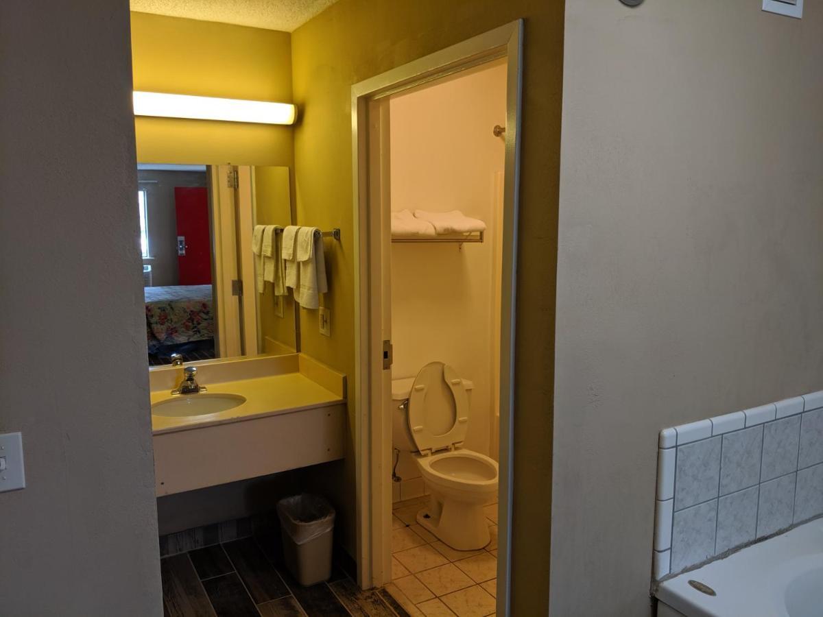 Economy Inn Express Rock Hill Eksteriør billede
